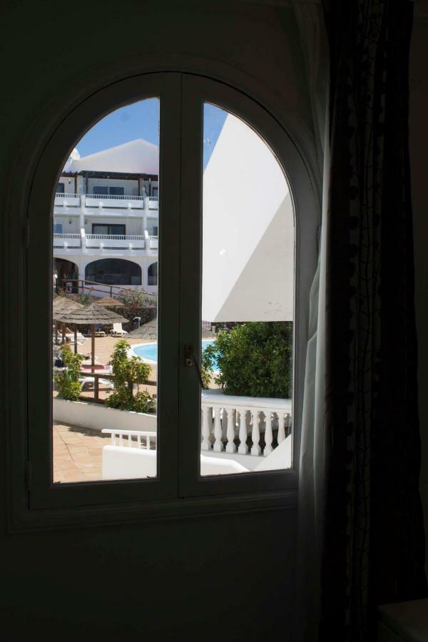 Pistachio Apartment Lanzarote Apartment Коста-Тегісе Екстер'єр фото
